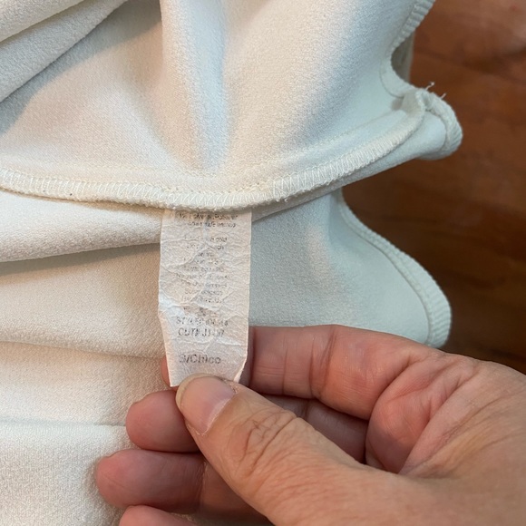 EUC Lulu’s Off White Worth the Waist Knit Mini - Picture 8 of 9